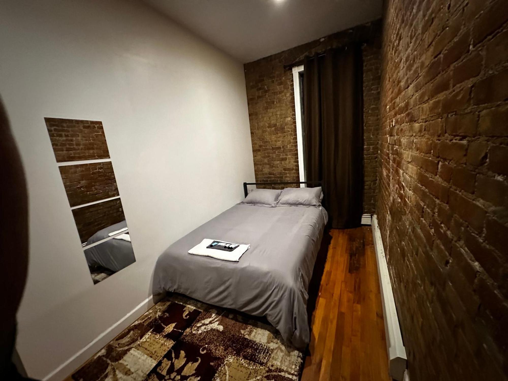 Cozy Townhouse In Manhattan Ню Йорк Екстериор снимка